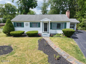 1 Hawley Court Delmar, NY 12054
