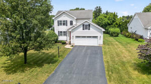 5 Carriage Way Waterford, NY 12188