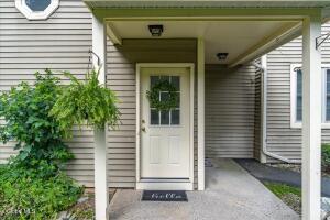 218 Monmouth Way Clifton Park, NY 12065