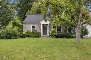 9 Sumter Avenue Guilderland, NY 12203