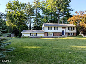 16 Sylvan Lane Clifton Park, NY 12065