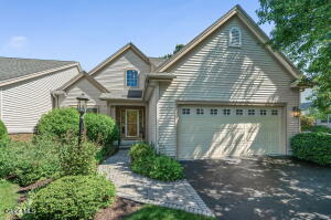 8 Sedgewyck Drive Delmar, NY 12054