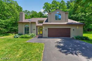 15 Arbor Lane Clifton Park, NY 12065