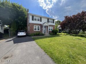 4 Katherine Road Colonie, NY 12205