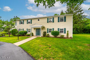 192 Cedarview Lane Watervliet, NY 12189