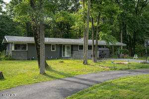18 W Skyview Drive Cohoes, NY 12047