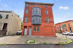 117 4th Avenue Albany, NY 12202