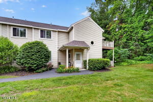 202 Burgoyne Drive Halfmoon, NY 12065