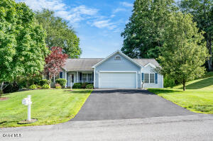 1118 Clute Crest Lane Niskayuna, NY 12309