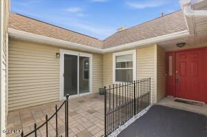 24 Loudonwood East Loudonville, NY 12211