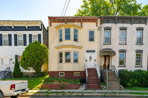233 S Swan Street Albany, NY 12202