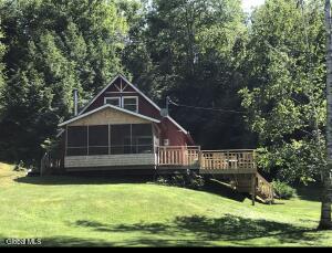 30 Forest Lake Way Granville, NY 12832