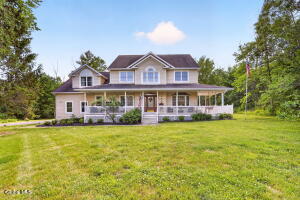 25 Outlet Road Ballston Lake, NY 12019