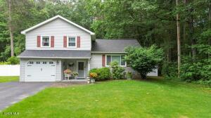 33 Wineberry Lane Ballston Spa, NY 12020