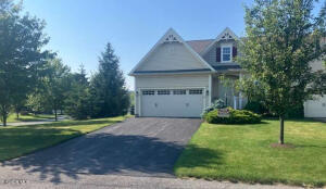 35 Beekman Place Queensbury, NY 12804