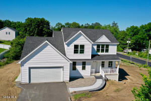 802 S Ravine Road Schenectady, NY 12309