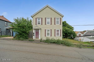 6 Hill Street Waterford, NY 12188