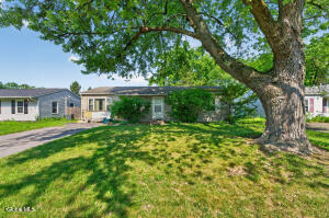 22 Mildred Lane Latham, NY 12110