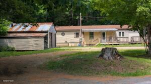 103-107 Dunham Pond Road Greenfield, NY 12833