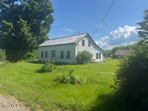 25 William Cipperly Road Hoosick Falls, NY 12090