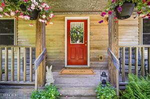69 Chatiemac Trail North Creek, NY 12853