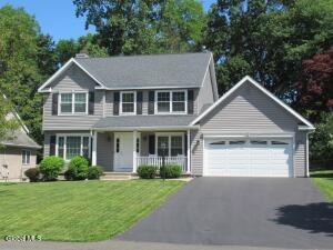 11 Elaine Court Latham, NY 12110