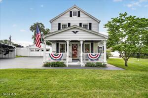2047 Cedarlawn Avenue Schenectady, NY 12306