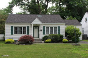 17 Warren St Street Albany, NY 12203