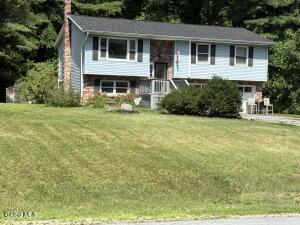 35 San Luis Road Gansevoort, NY 12831