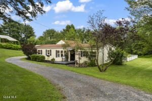 96 Brickhouse Road Stillwater, NY 12170