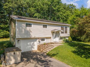 14 Gail Avenue Albany, NY 12205