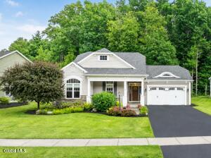 37 Yachtsmans Way Malta, NY 12020