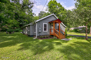 24 Mohican Road Bolton Landing, NY 12814