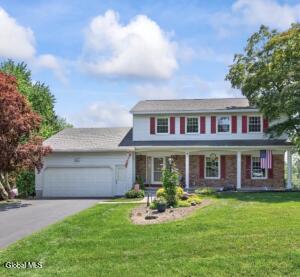 9 Mountainwood Drive Glenville, NY 12302