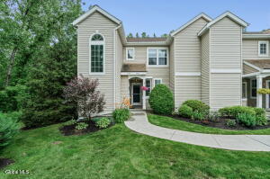 4501 S Foxwood Drive Clifton Park, NY 12065