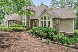 31 Sweetbriar Drive Gansevoort, NY 12831