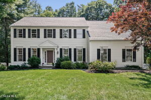 22 Parkside Trail Ballston Lake, NY 12019