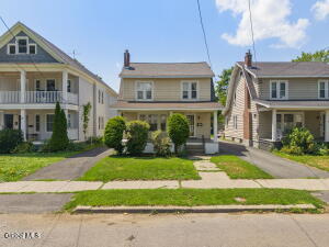 19 Harris Avenue Albany, NY 12208