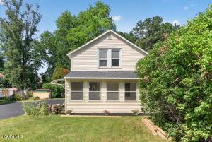 32 Dorlyn Road Albany, NY 12205