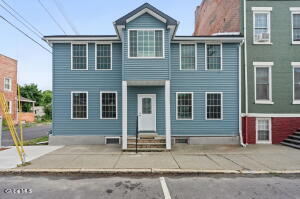 16 Broad Street Waterford, NY 12188