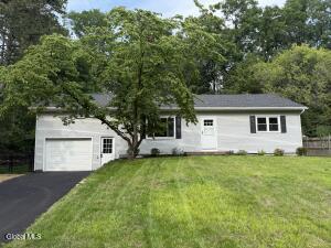 1326 Kings Road Schenectady, NY 12303