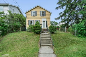 24 Vandenburgh Avenue Troy, NY 12180