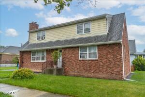 39 Dartmouth Street Albany, NY 12209