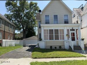 18 Summit Avenue Troy, NY 12180