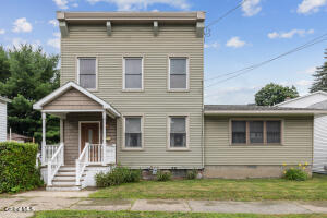 29 Washington Avenue Waterford, NY 12188