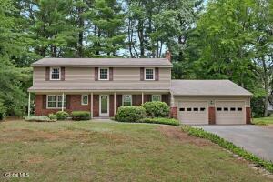 9 Chestnut Lane Clifton Park, NY 12065