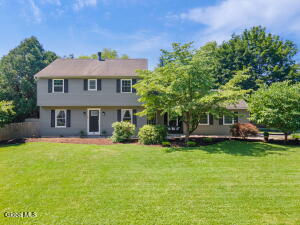 58 Middlesex Drive Slingerlands, NY 12159