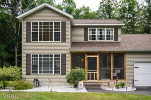 18 Whirlaway Boulevard Gansevoort, NY 12831