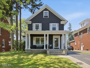 809 Wright Avenue Schenectady, NY 12309