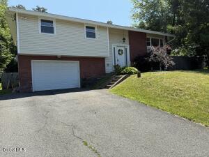 116 S Waldron Lane Wynantskill, NY 12198